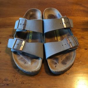 Birkenstock Arizona in Stone